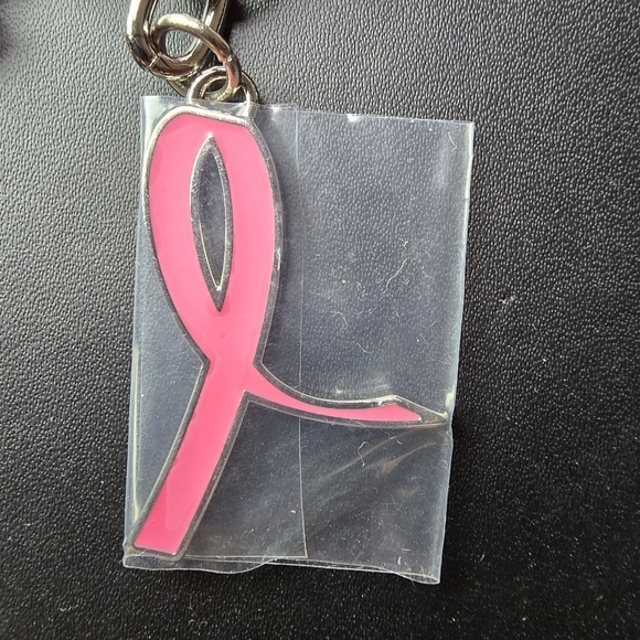 2/$20 Clinique BCRF‎ Pink Keychain - Picture 3 of 7